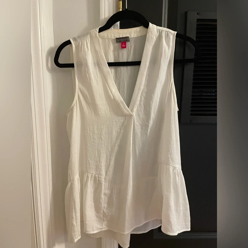 Vince Camuto - Satin Peplum Top - Picture 3 of 6